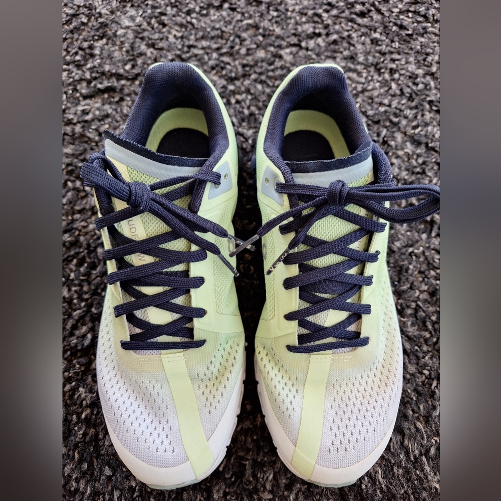 On Cloud Cloudflow 3 Running Shoes Woman Size 7 Meadow Green White**Pls Read** - Picture 11 of 16